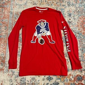 Nike NFL Patriots long-sleeved red T-shirt
